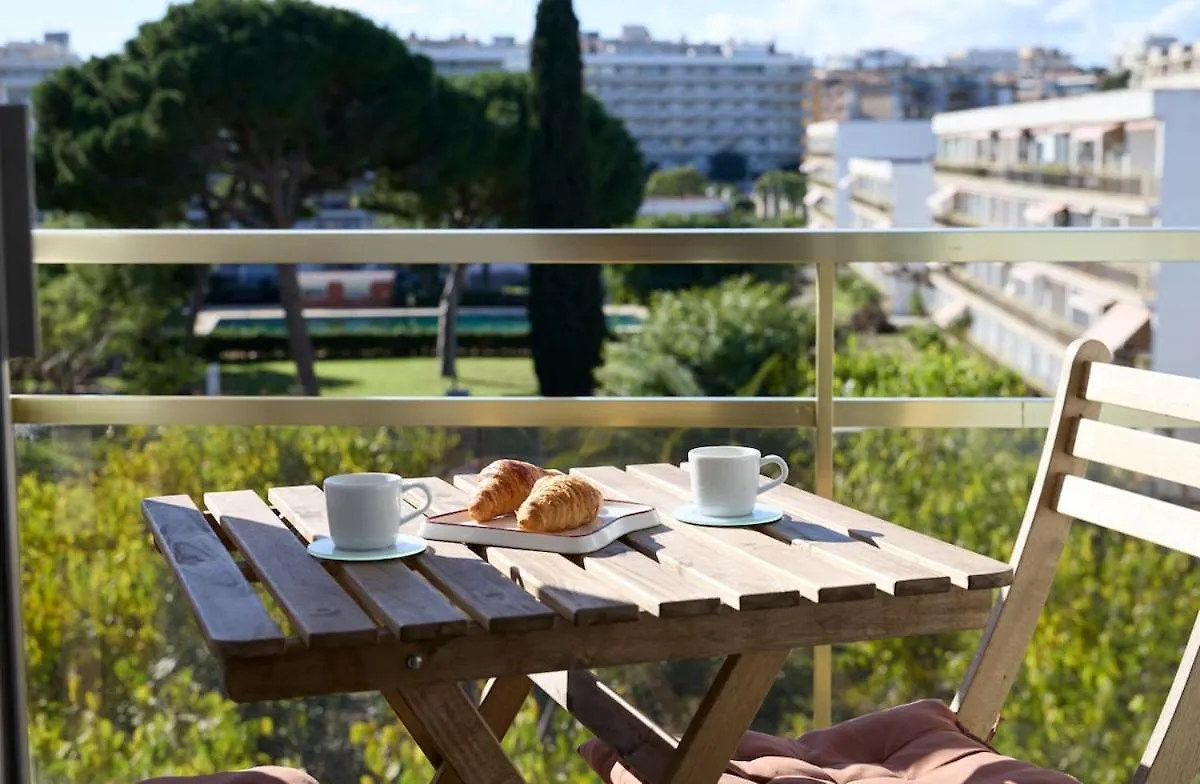 Charming Apartment Salou 0*,